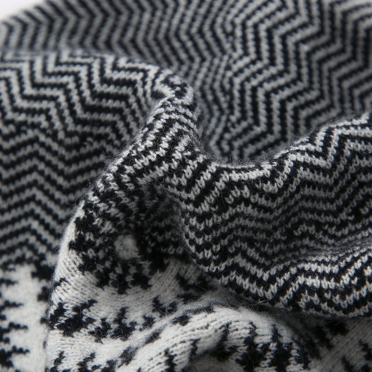 100% Cashmere Elegant Houndstooth Knit Beret