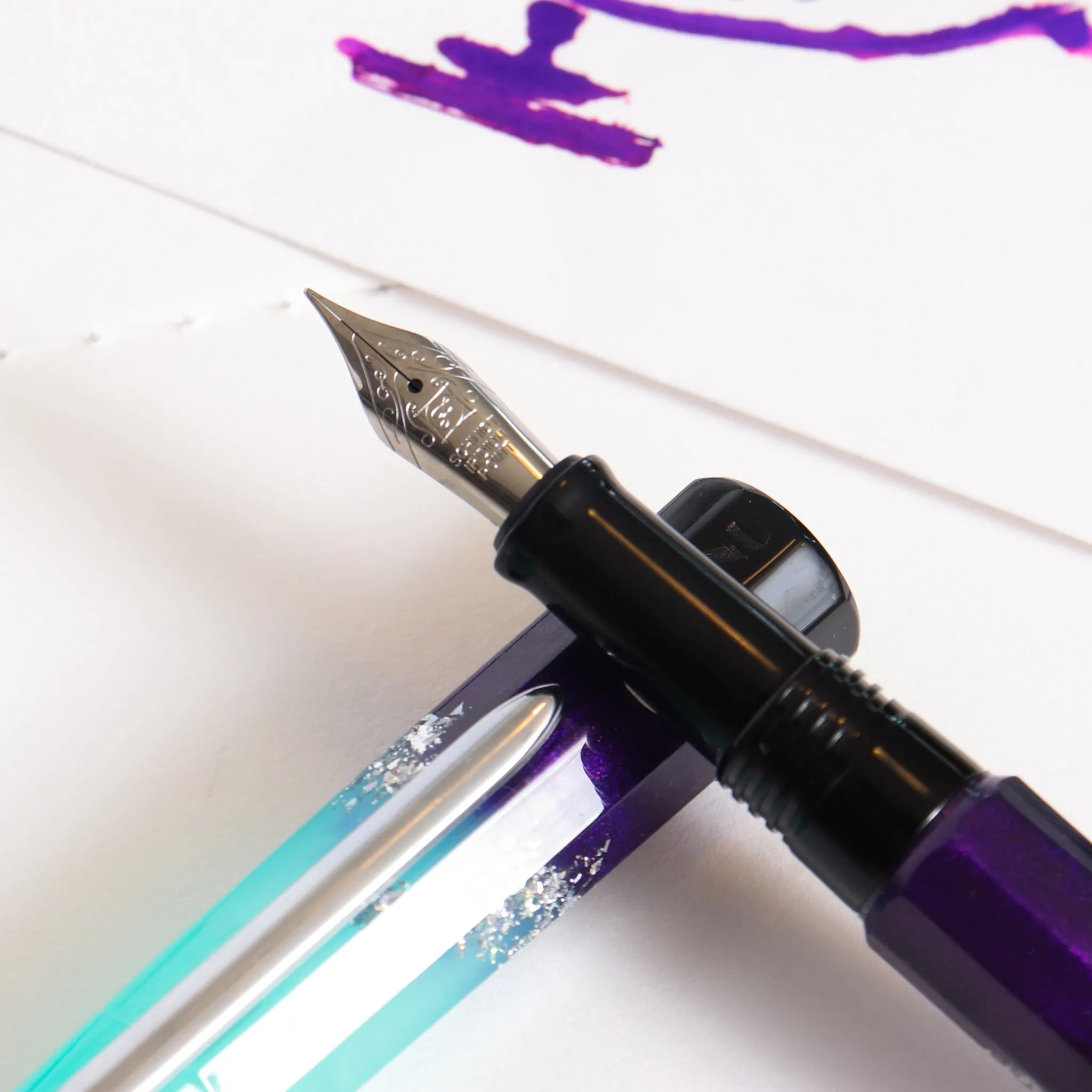 BENU Euphoria Ocean Breeze Fountain Pen