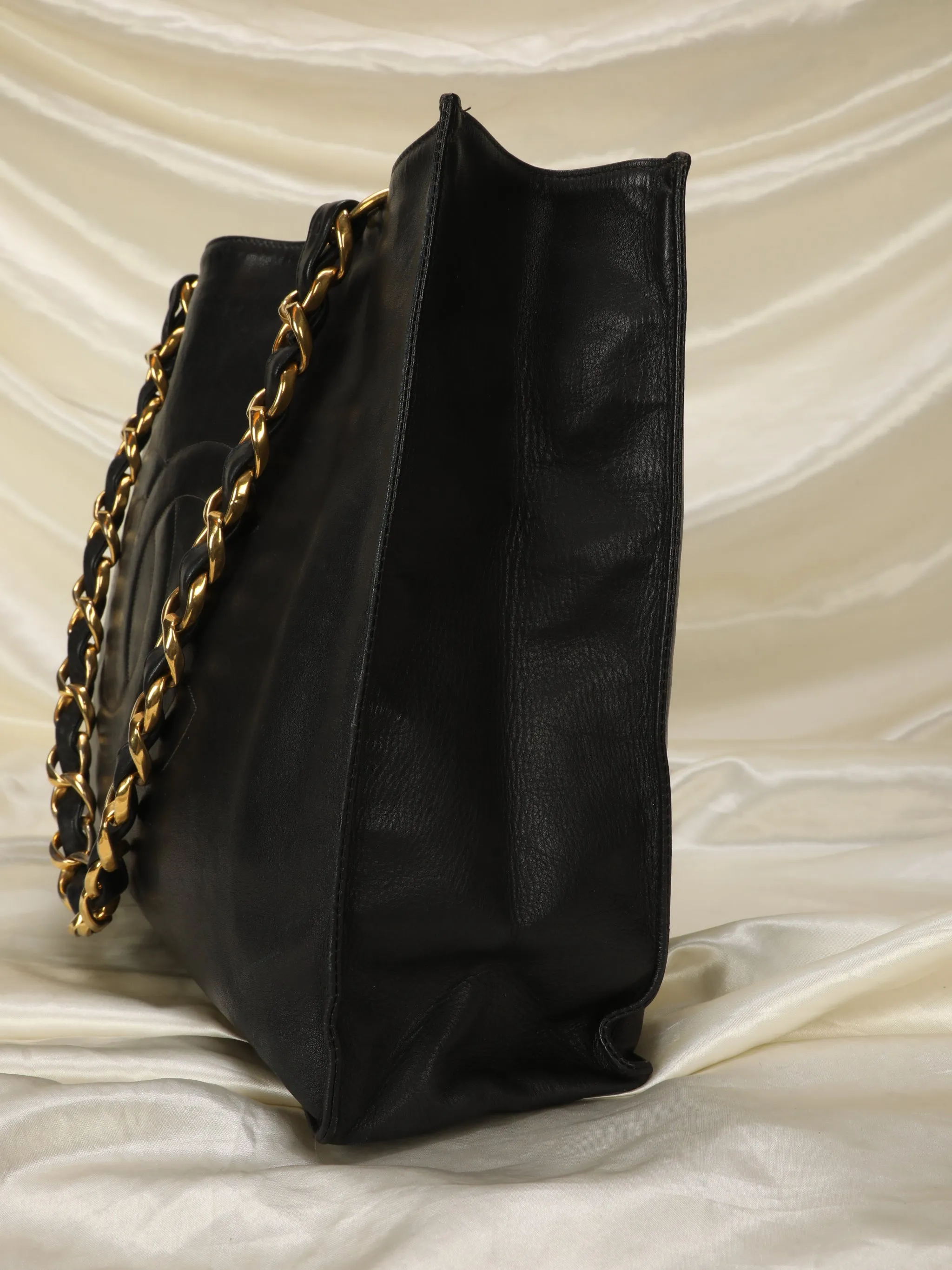 CL Lambskin Timeless Chain Tote