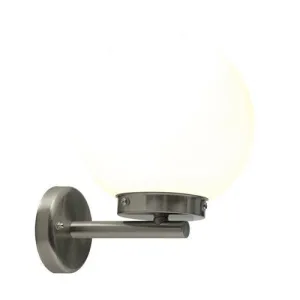 Pallo 28 Watt IP44 Stainless Steel Wall Lantern